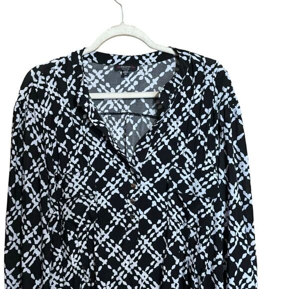 Cocomo Top Womens 3X Black White Multicolor Print Stretch Roll Tab Sleeve Blouse - Picture 2 of 8